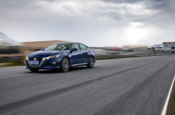 中国人保携手平湖市百恒汽车线上团购会