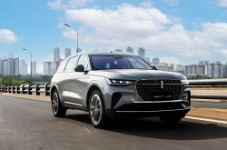 中国人保携手泸州市环塔汽车购车嘉年华