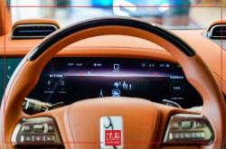 仰望U7内饰谍照曝光 与U8布局相似