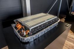 中国研究人员开发新通用方法 有助于实现适合多价金属电池的高性能电解质