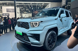 全Hi4-T阵容登陆广州车展  坦克700 Hi4-T首发限定版预售在即