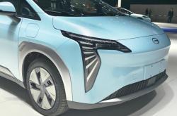 2023广州车展丨纯电官改第一车 AION Y Plus潮野登场