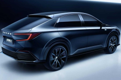 2023广州车展丨乘新而上启新程 一汽丰田重磅发布全新皇冠和全新普拉多