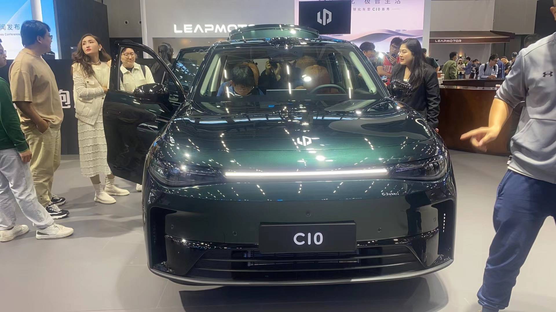 零跑汽车：C10车型将于3月2日发布